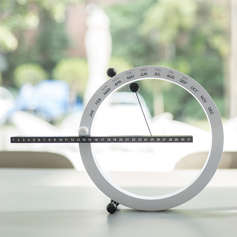 Magnetic Desk Calendar