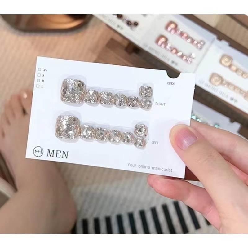 GlamToe Nails